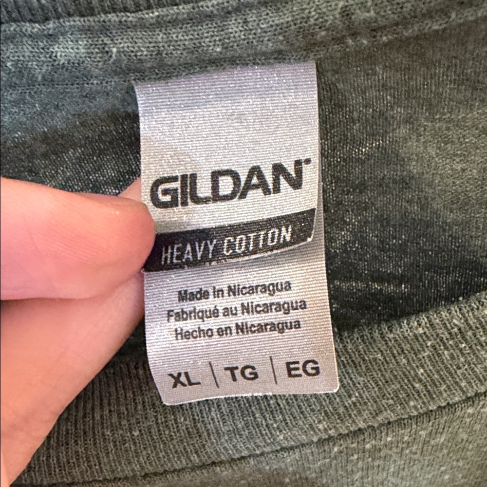Gildan Green New York City Manhattan Tee - Picture 2 of 4